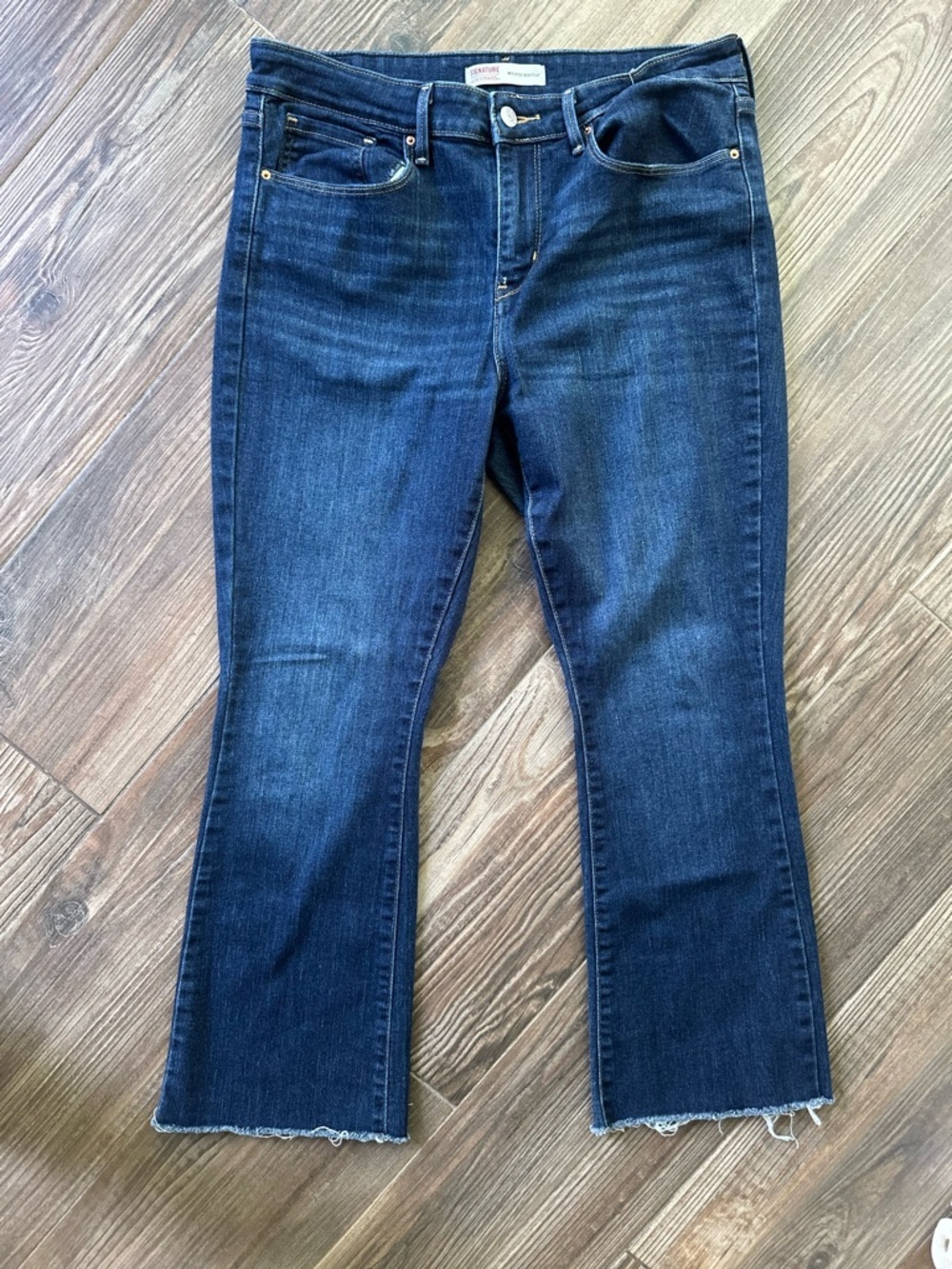 Levi’s women Blue Mid Rise Bootcut Denim Jeans - Picture 9 of 11